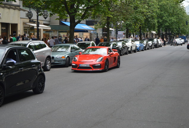 Porsche 981 Cayman GT4