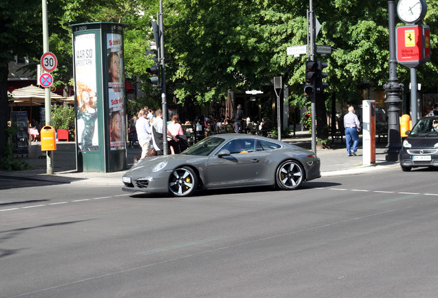 Porsche 991 50th Anniversary Edition