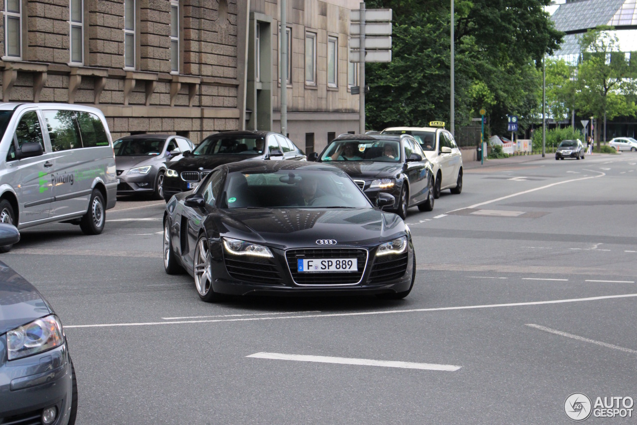 Audi R8