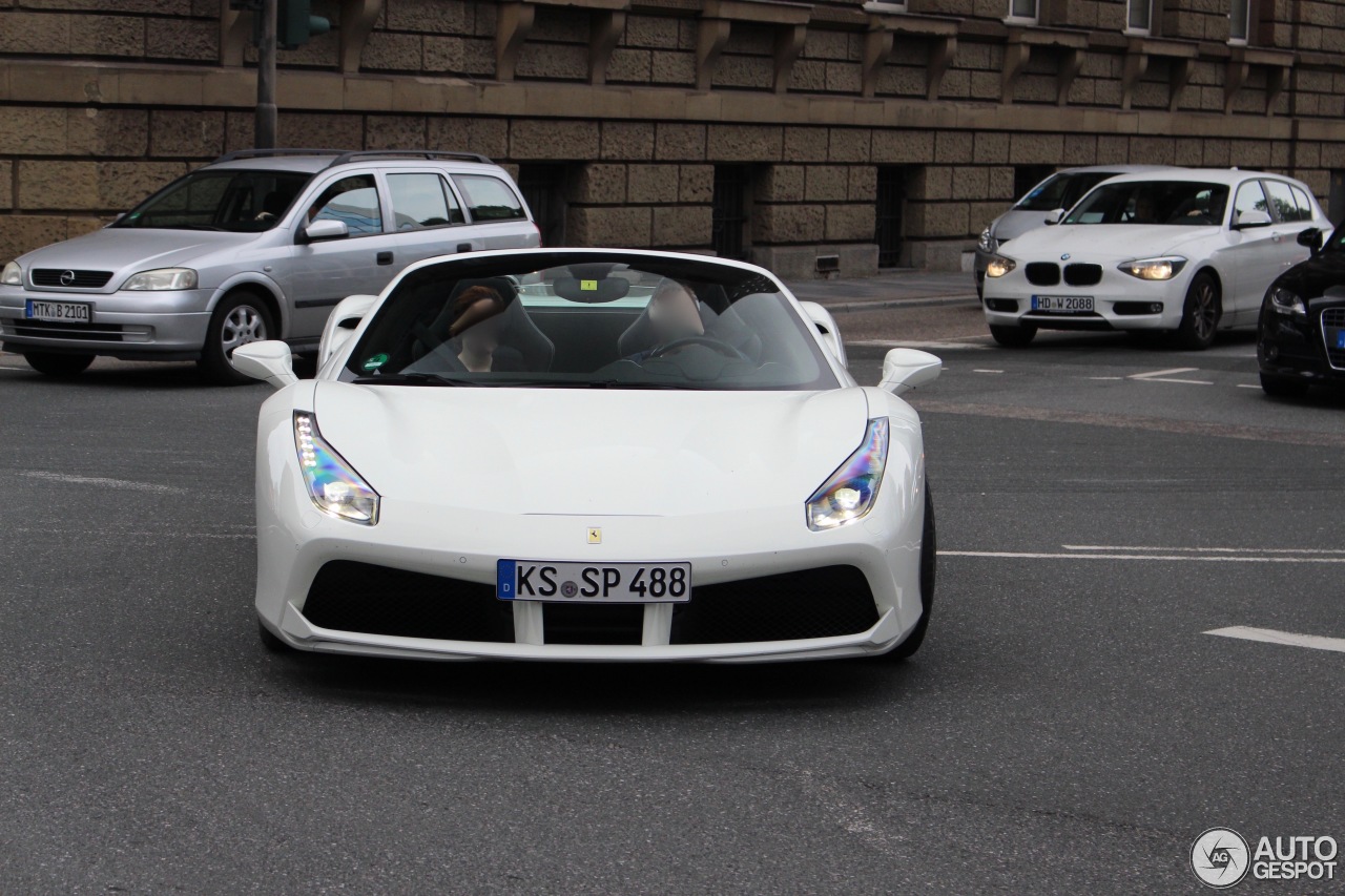 Ferrari 488 Spider