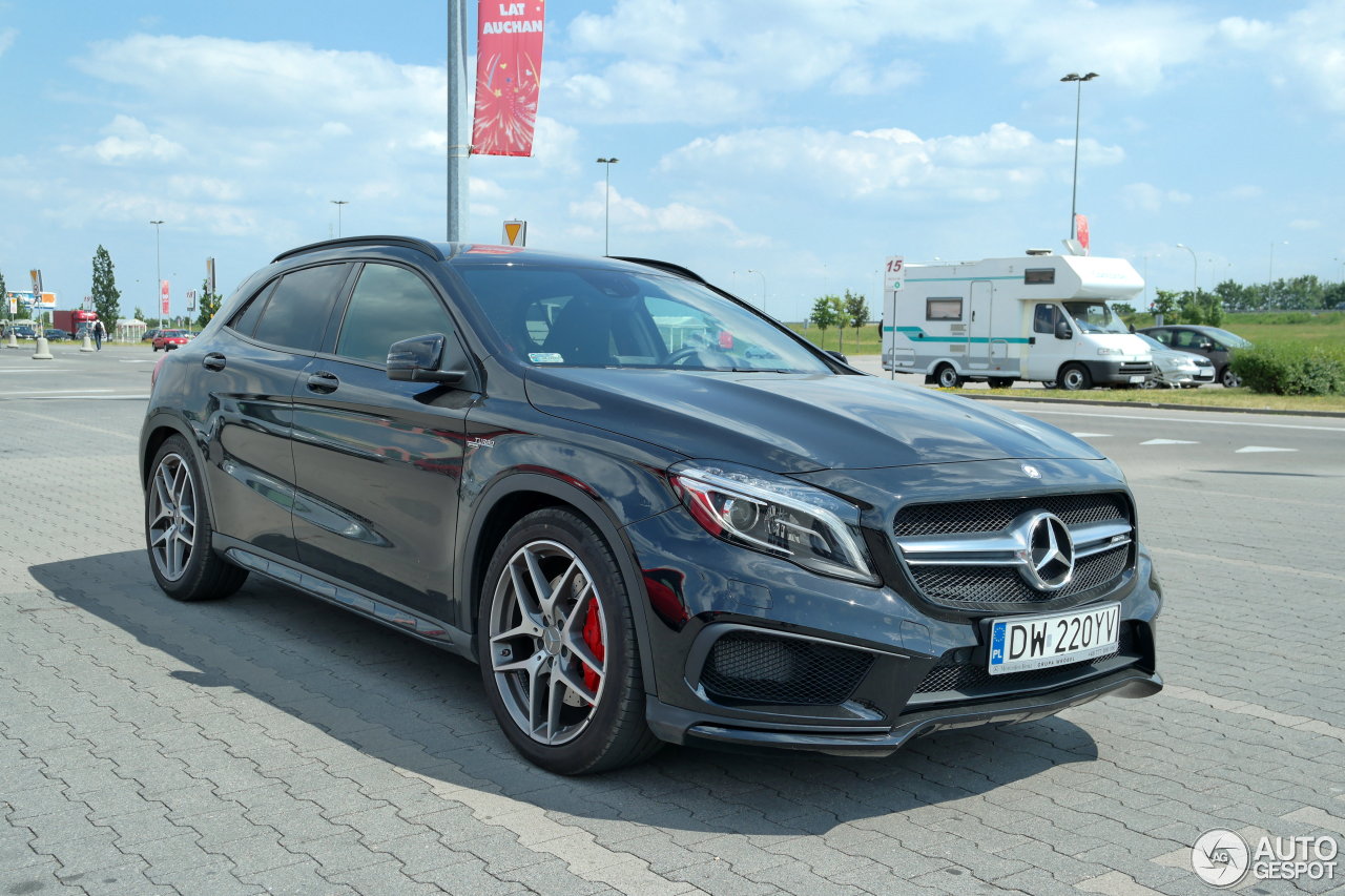 Mercedes-Benz GLA 45 AMG X156