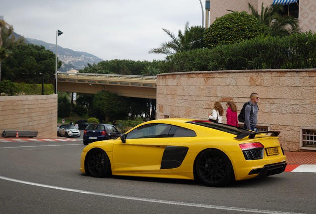 Audi R8 V10 Plus 2015