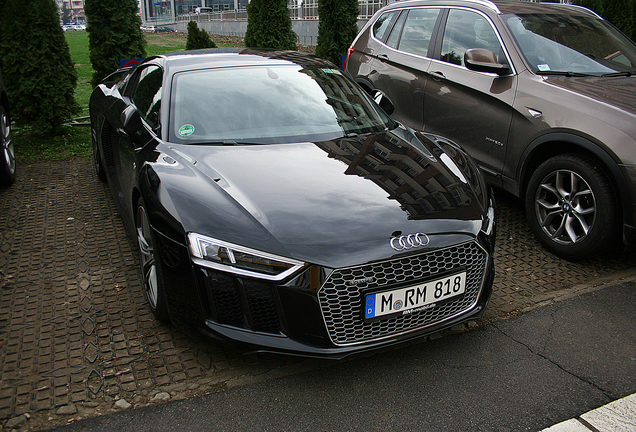 Audi R8 V10 Plus 2015