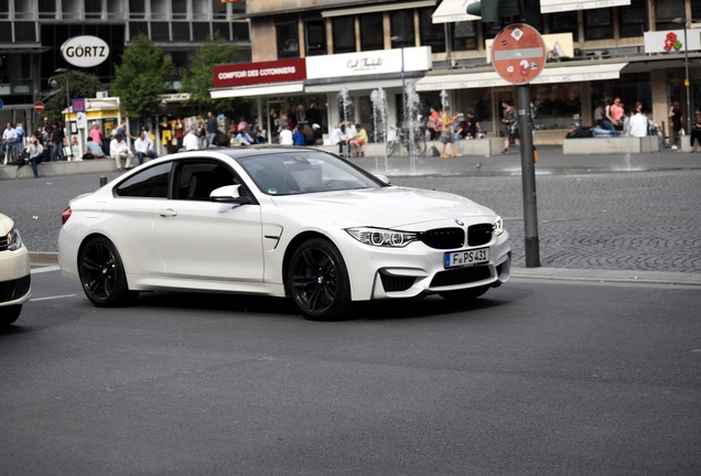 BMW M4 F82 Coupé