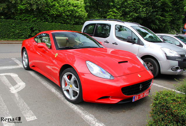 Ferrari California