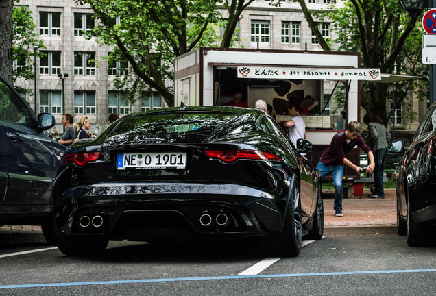 Jaguar F-TYPE R Coupé