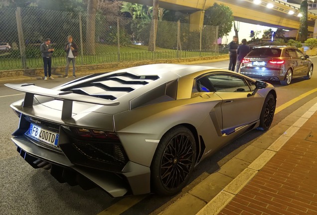 Lamborghini Aventador LP750-4 SuperVeloce