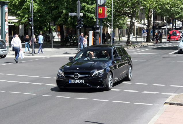 Mercedes-AMG C 63 Estate S205