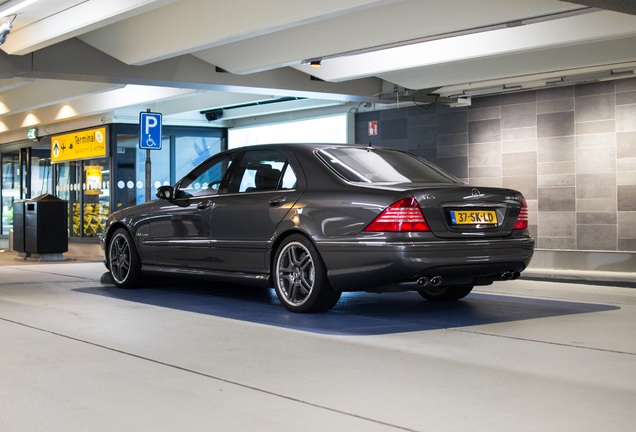 Mercedes-Benz S 65 AMG W220