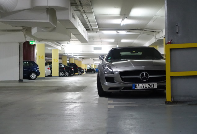 Mercedes-Benz SLS AMG Roadster