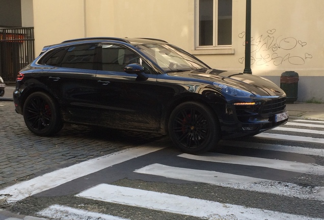 Porsche 95B Macan GTS