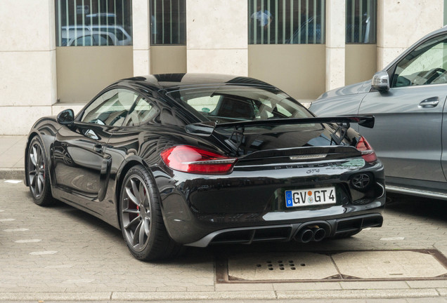 Porsche 981 Cayman GT4