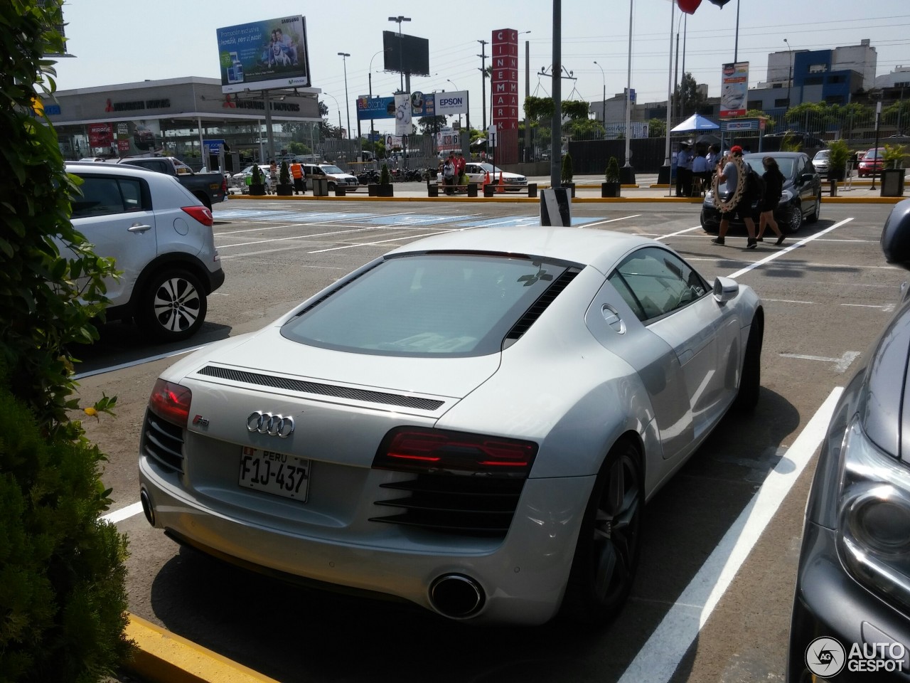 Audi R8 2013