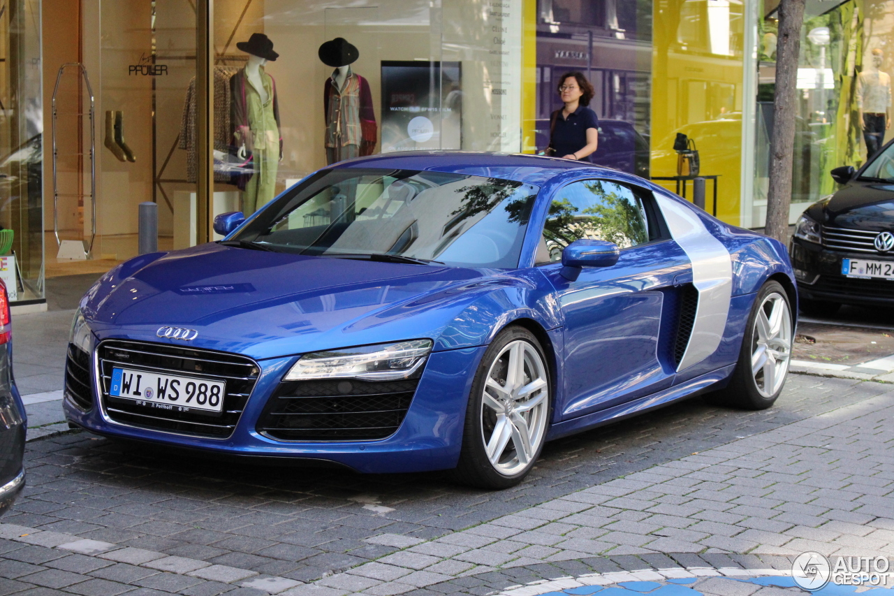 Audi R8 V10 2013