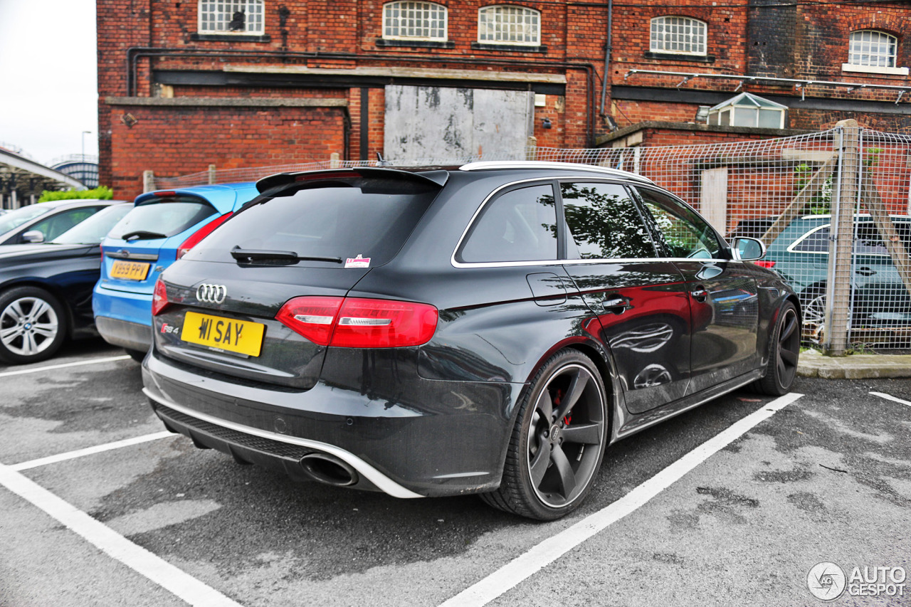 Audi RS4 Avant B8