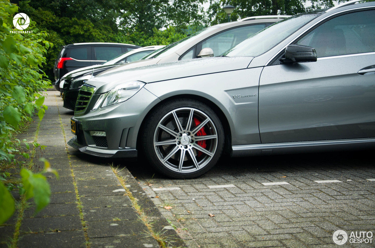 Mercedes-Benz E 63 AMG S212 V8 Biturbo