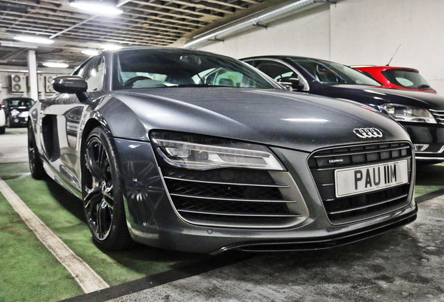 Audi R8 V10 Plus 2013