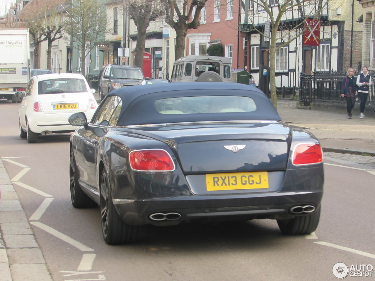 Bentley Continental GTC V8