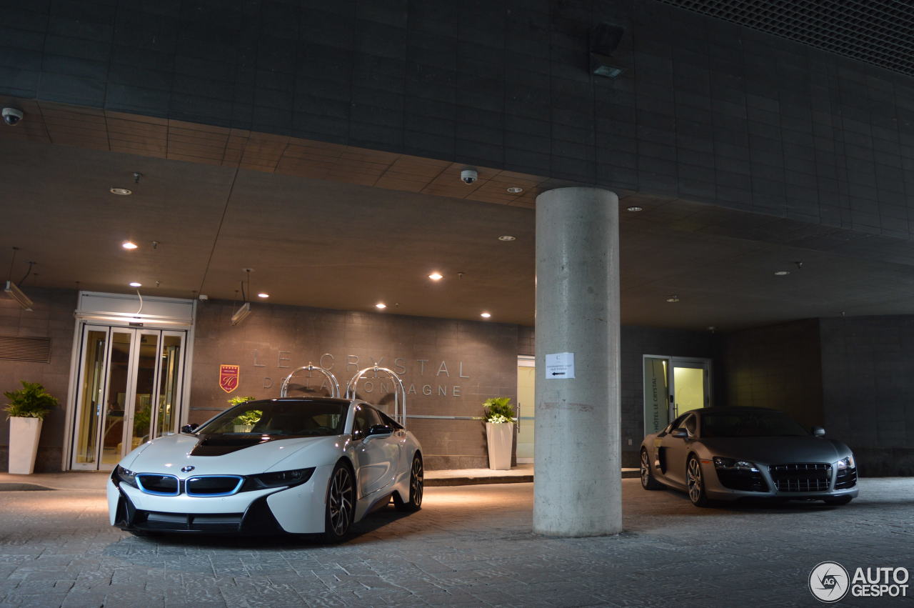 BMW i8