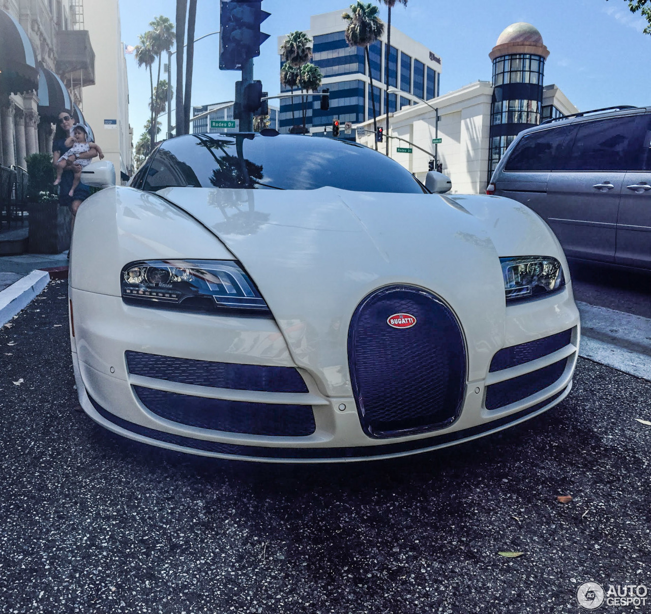 Bugatti Veyron 16.4 Grand Sport Vitesse L'Orque Blanc