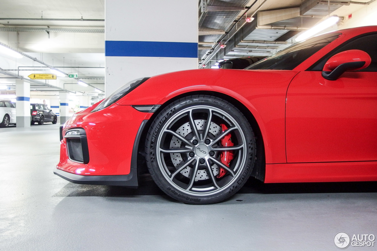 Porsche 981 Cayman GT4