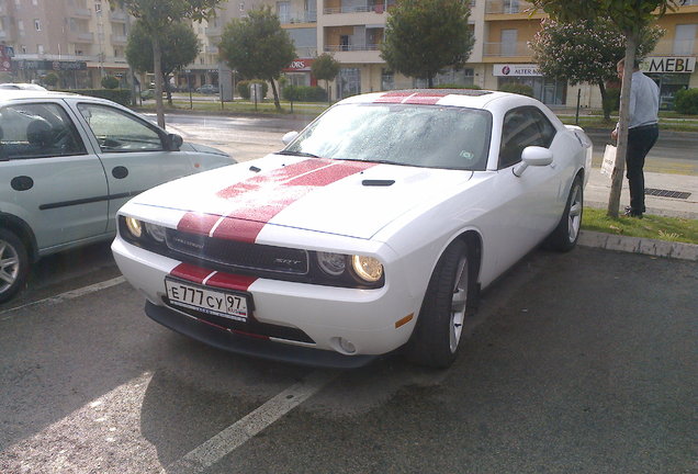 Dodge Challenger SRT-8