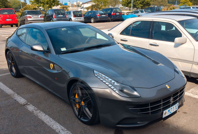 Ferrari FF