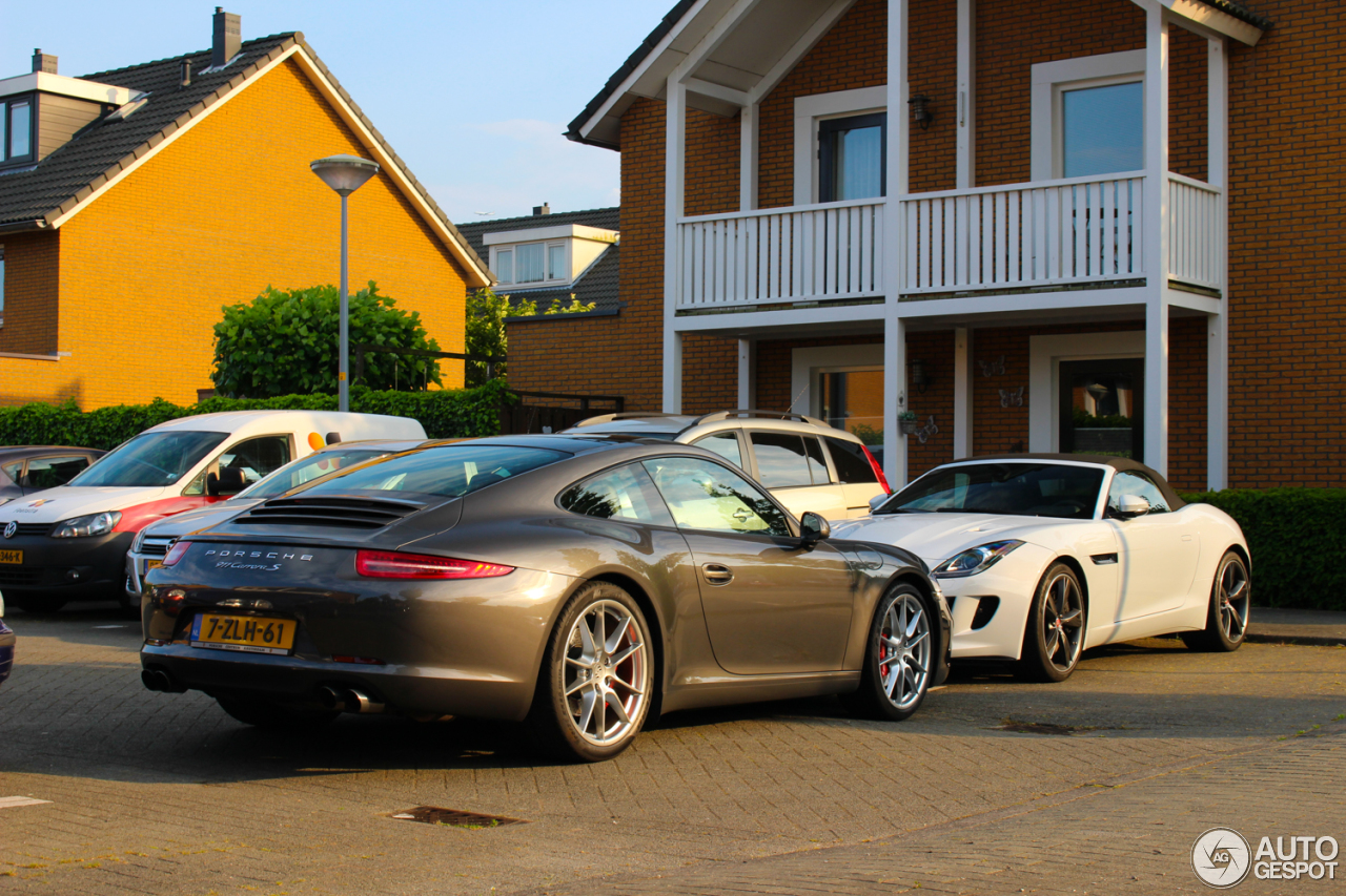 Jaguar F-TYPE S AWD Convertible