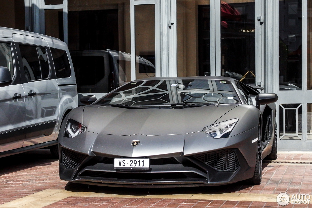 Lamborghini Aventador LP750-4 SuperVeloce