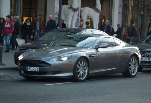 Aston Martin DB9