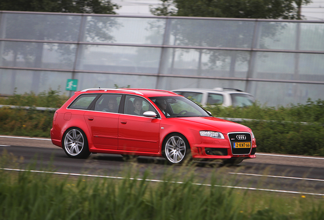 Audi RS4 Avant B7