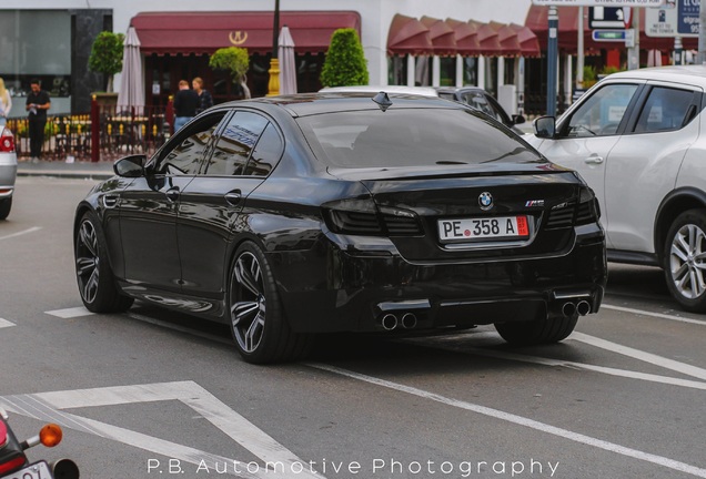 BMW M5 F10 2011