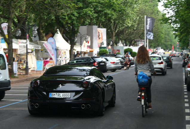 Ferrari California T