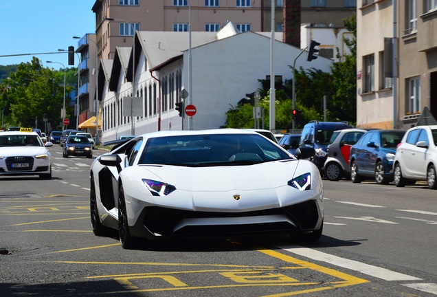 Lamborghini Aventador LP750-4 SuperVeloce