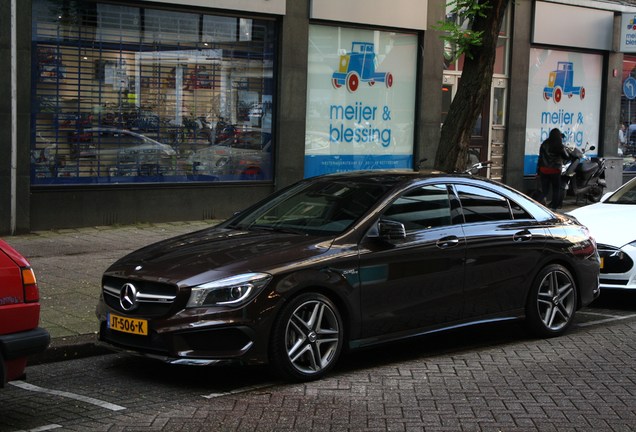 Mercedes-Benz CLA 45 AMG C117