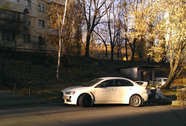 Mitsubishi Lancer Evolution X