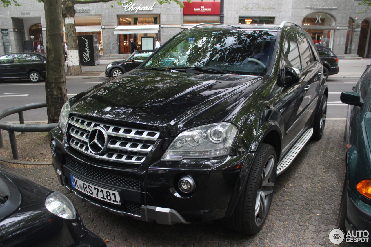 Mercedes-Benz ML 63 AMG 10th Anniversary