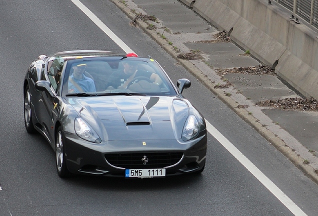 Ferrari California