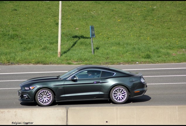 Ford Mustang GT 2015