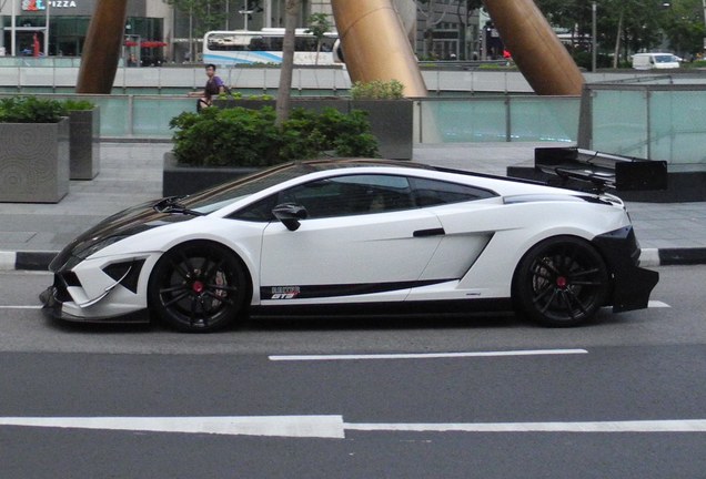 Lamborghini Gallardo LP560-4 Reiter Engineering GT3