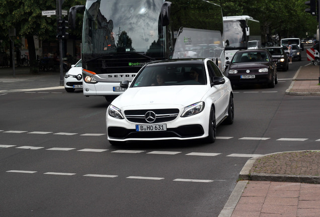 Mercedes-AMG C 63 W205