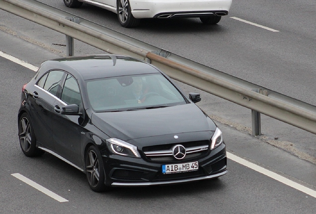 Mercedes-Benz A 45 AMG