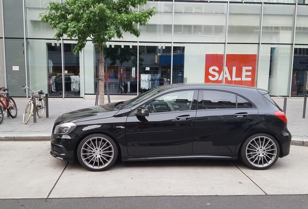 Mercedes-Benz A 45 AMG