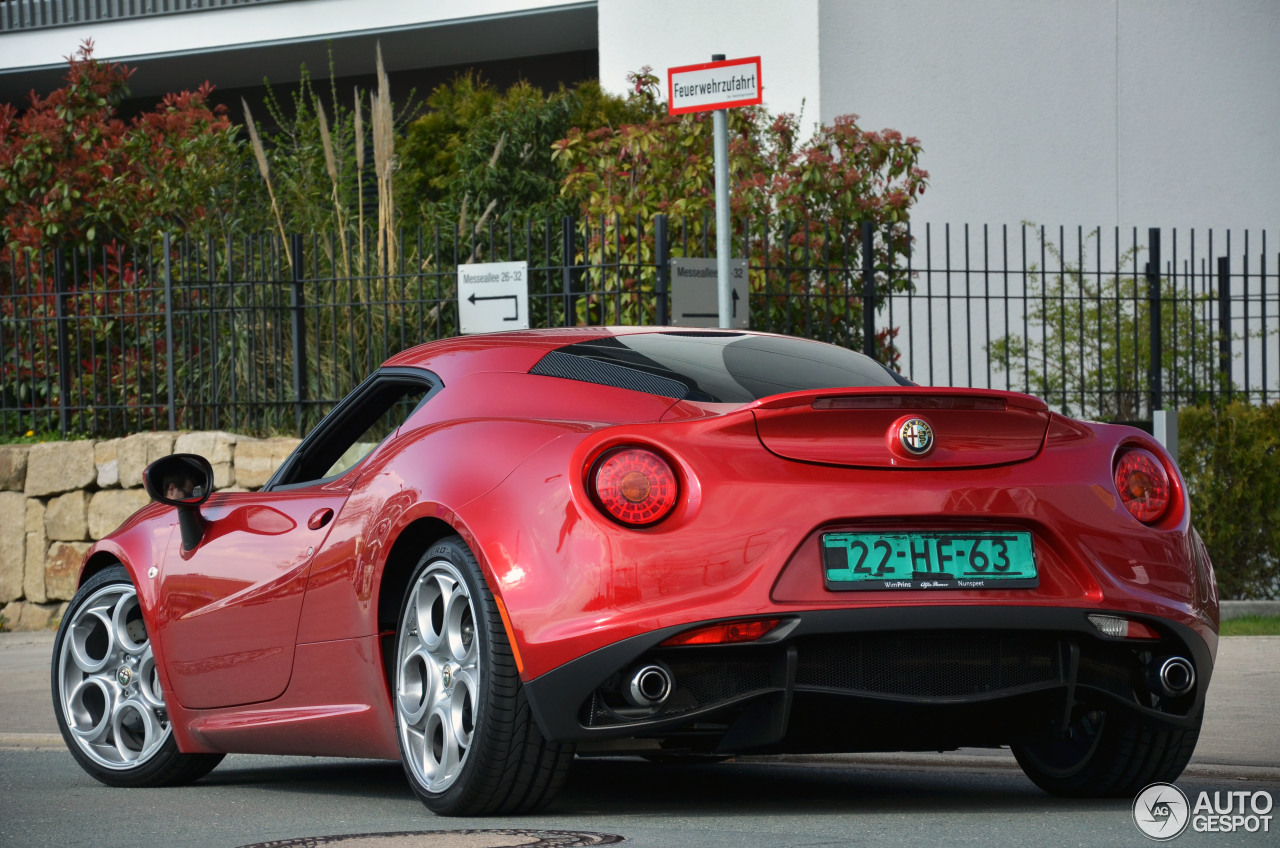 Alfa Romeo 4C Coupé