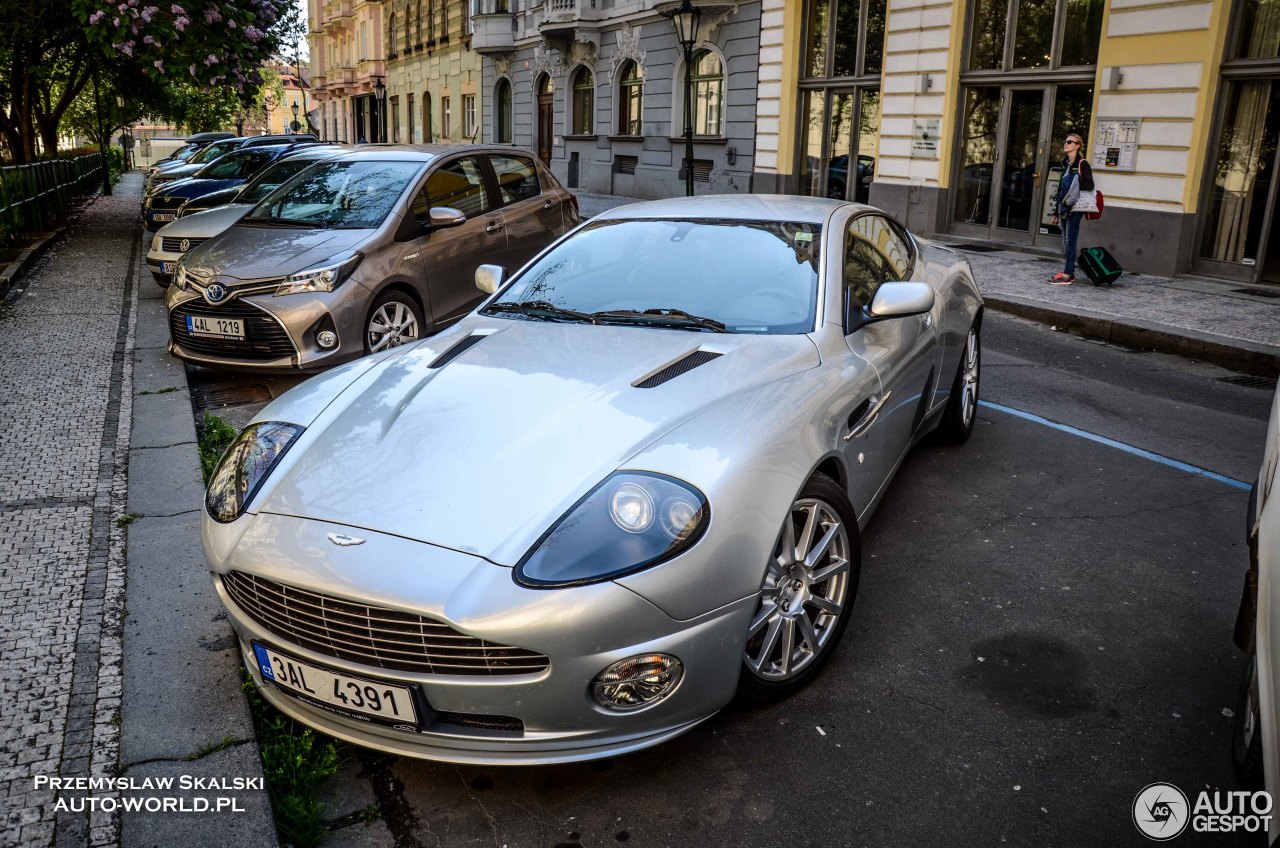 Aston Martin Vanquish S