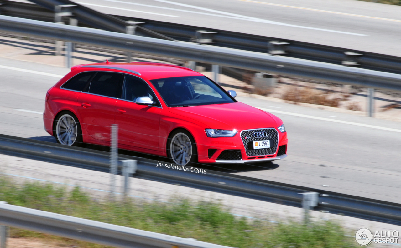 Audi RS4 Avant B8