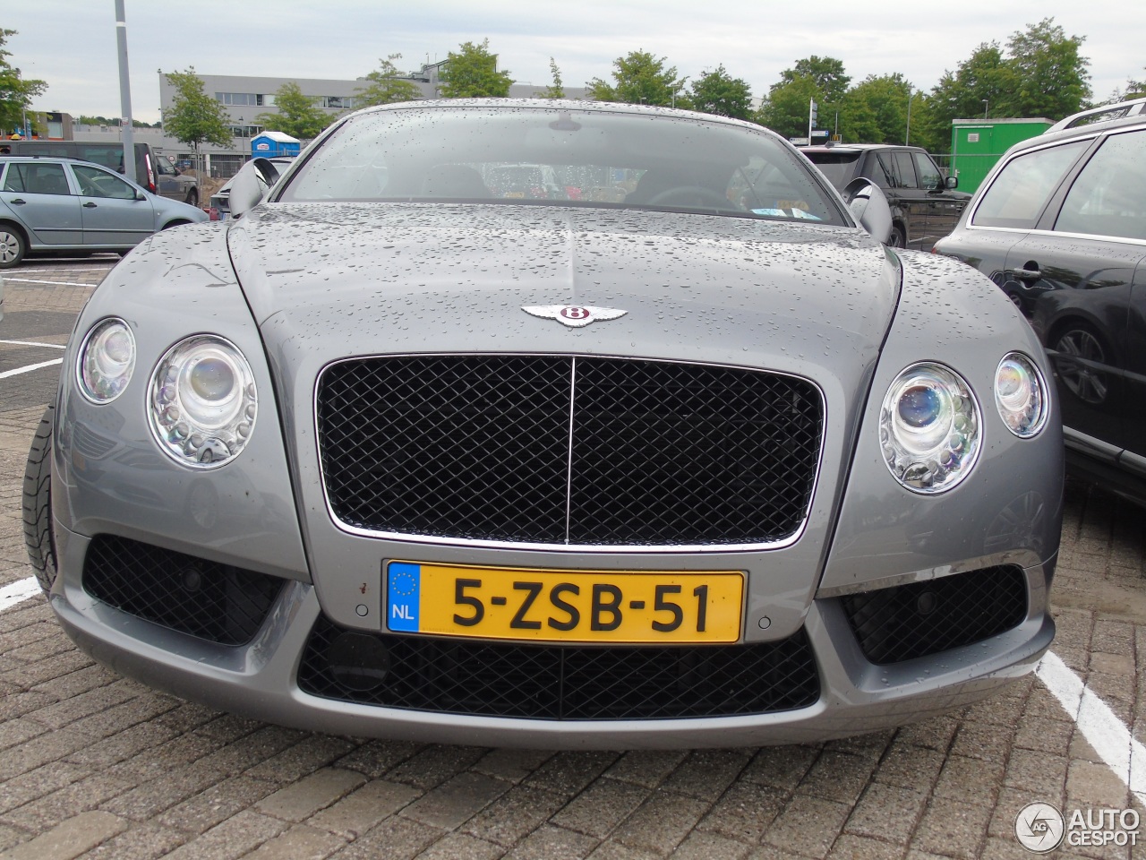 Bentley Continental GT V8