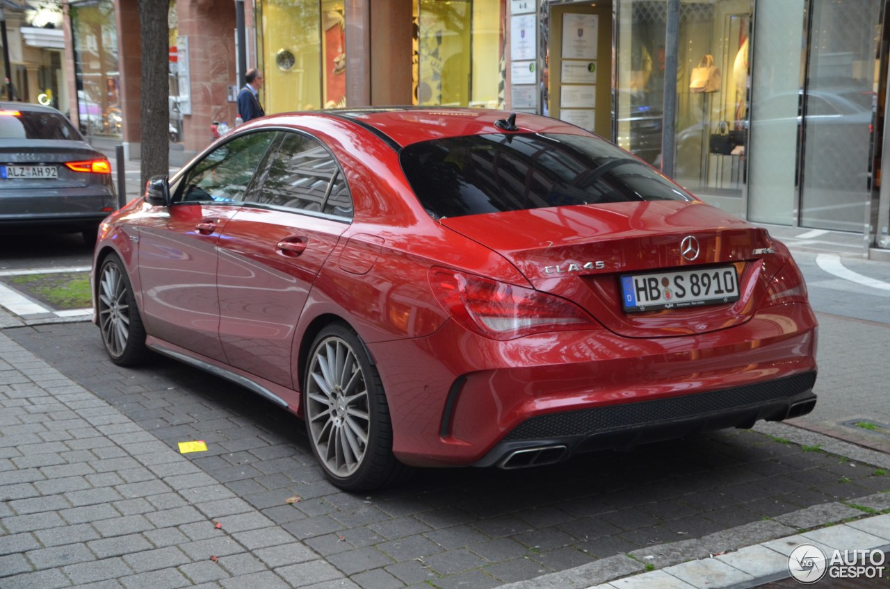 Mercedes-Benz CLA 45 AMG C117