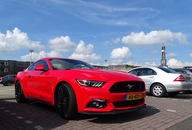 Ford Mustang GT 2015