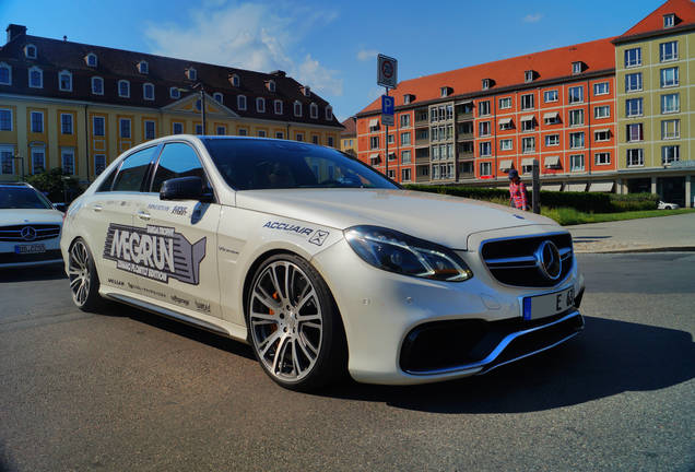 Mercedes-Benz E 63 AMG S W212